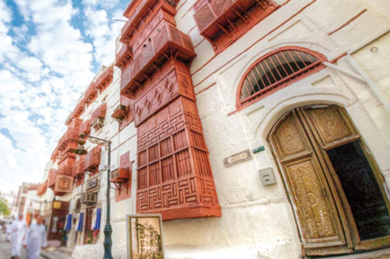 Crowne Plaza Jeddah By Ihg Hotel Luaran gambar Al-Ahli Hospital