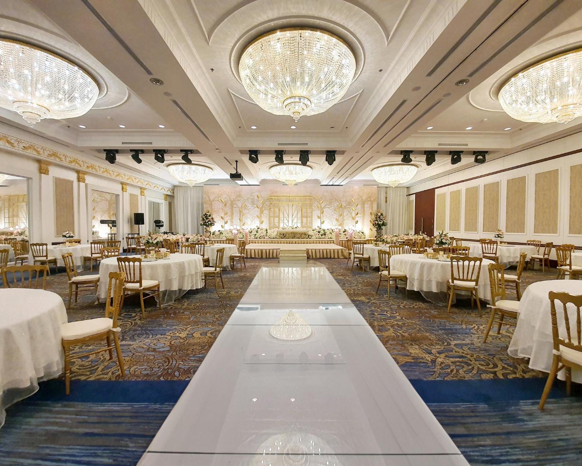 Crowne Plaza Jeddah By Ihg Hotel Luaran gambar The ballroom of the hotel